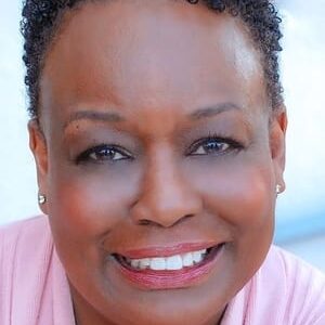 تصویر هنرمند Yvette Cason