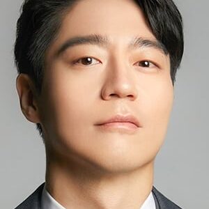 تصویر هنرمند Kyung Sung-hwan