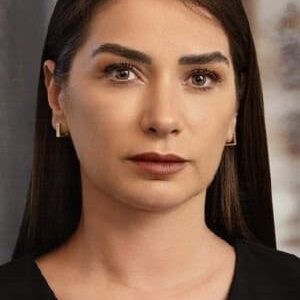 تصویر هنرمند Öznur Kula