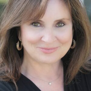 تصویر هنرمند Holly Palance