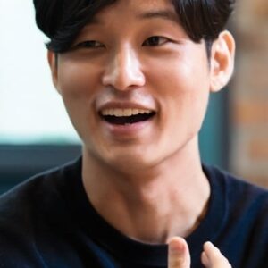 تصویر هنرمند Yoon Sung-hyun