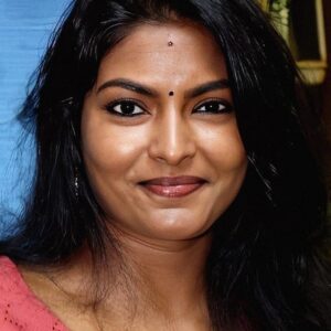 تصویر هنرمند Subathra Robert