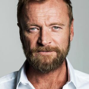 تصویر هنرمند Richard Dormer