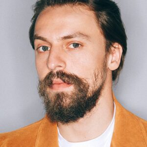 تصویر هنرمند Metin Akdülger