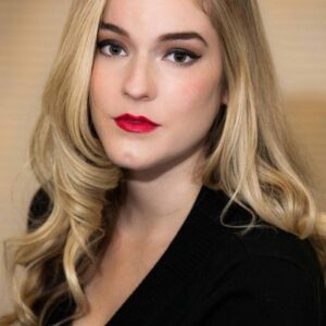 تصویر هنرمند Victoria Hogan