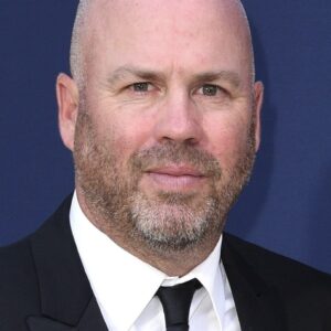 تصویر هنرمند Justin Falvey