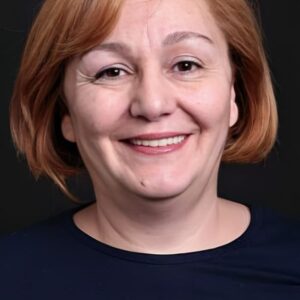 تصویر هنرمند Asuman Karakollukçu