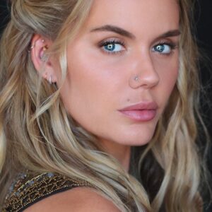 تصویر هنرمند Alice Tate