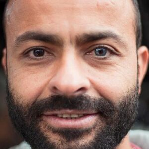 تصویر هنرمند Alaa Chouchnieh