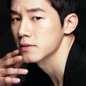 تصویر هنرمند Kim Moo-yul