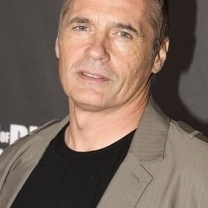 تصویر هنرمند Tim Burns