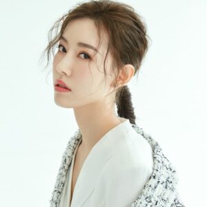 تصویر هنرمند Shi Qingyan