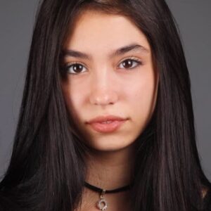 تصویر هنرمند Nilsu Yılmaz