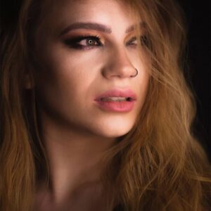 تصویر هنرمند Anna Frost