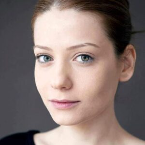 تصویر هنرمند Sera Tokdemir