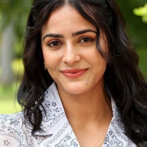 تصویر هنرمند Khushboo Choudhary