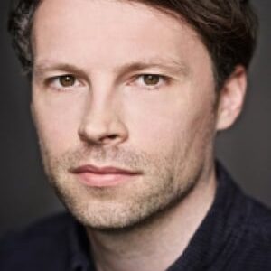 تصویر هنرمند Alastair Kirton