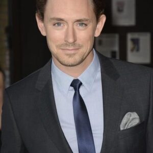 تصویر هنرمند JJ Feild