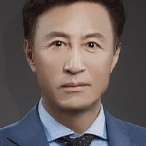 تصویر هنرمند Wang Luoyong