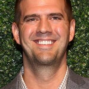 تصویر هنرمند Justin Doescher