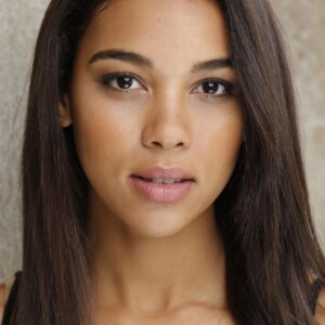 تصویر هنرمند Alexandra Shipp