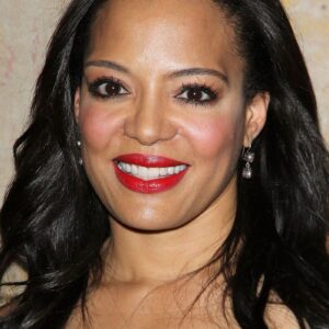تصویر هنرمند Luna Lauren Velez