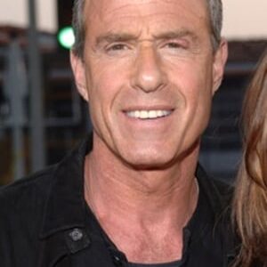 تصویر هنرمند Arnold Rifkin