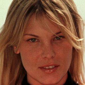 تصویر هنرمند Deborah Kara Unger