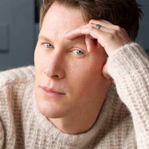 تصویر هنرمند Dustin Lance Black