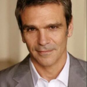 تصویر هنرمند Dean Tarrolly