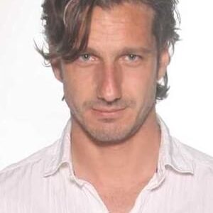 تصویر هنرمند Alejandro Botto