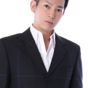 تصویر هنرمند TOMOKAZU