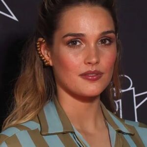 تصویر هنرمند Camille Lou