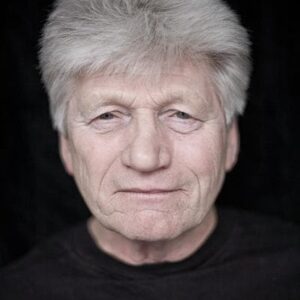 تصویر هنرمند Rayner Bourton