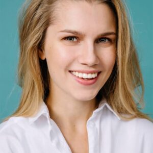 تصویر هنرمند Darya Melnikova