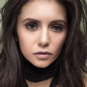 تصویر هنرمند Nina Dobrev