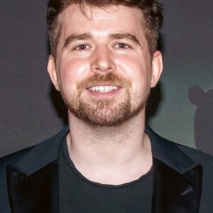 تصویر هنرمند Rhys Frake-Waterfield