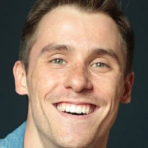 تصویر هنرمند Aleksandr Mikhaylov