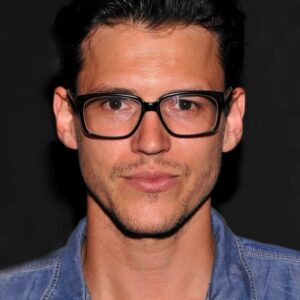 تصویر هنرمند Alistair Banks Griffin