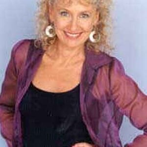 تصویر هنرمند Annie Whittle