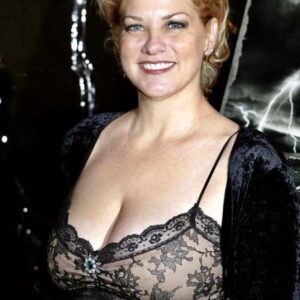 تصویر هنرمند Cynthia Ettinger