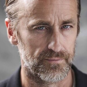 تصویر هنرمند Crispian Belfrage