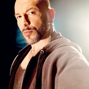 تصویر هنرمند Michael Silas