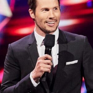تصویر هنرمند Jason Dundas
