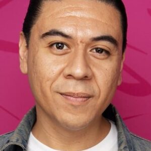 تصویر هنرمند Chris Estrada