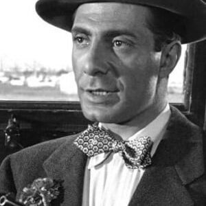 تصویر هنرمند Guy Thomajan