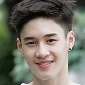 تصویر هنرمند Jatuporn Dangurai