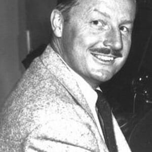 تصویر هنرمند James Algar