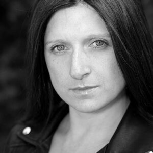 تصویر هنرمند Emily Aston