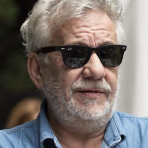 تصویر هنرمند Alejandro Agresti